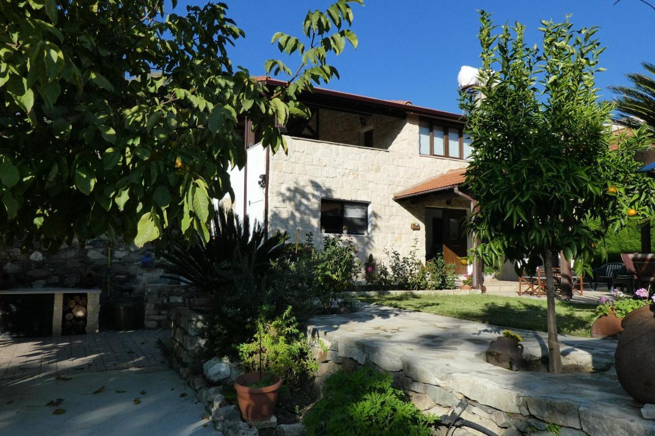 Lola'S Cottage & Garden Kalokhorio Exterior foto