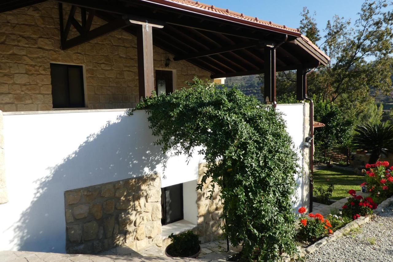 Lola'S Cottage & Garden Kalokhorio Exterior foto